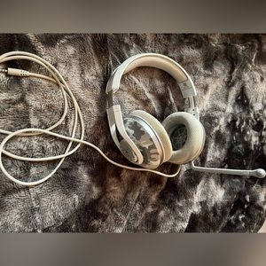 Two (2) Turtle Beach Headsets